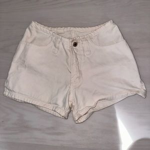 Cute Vintage Shorts Great For Summer